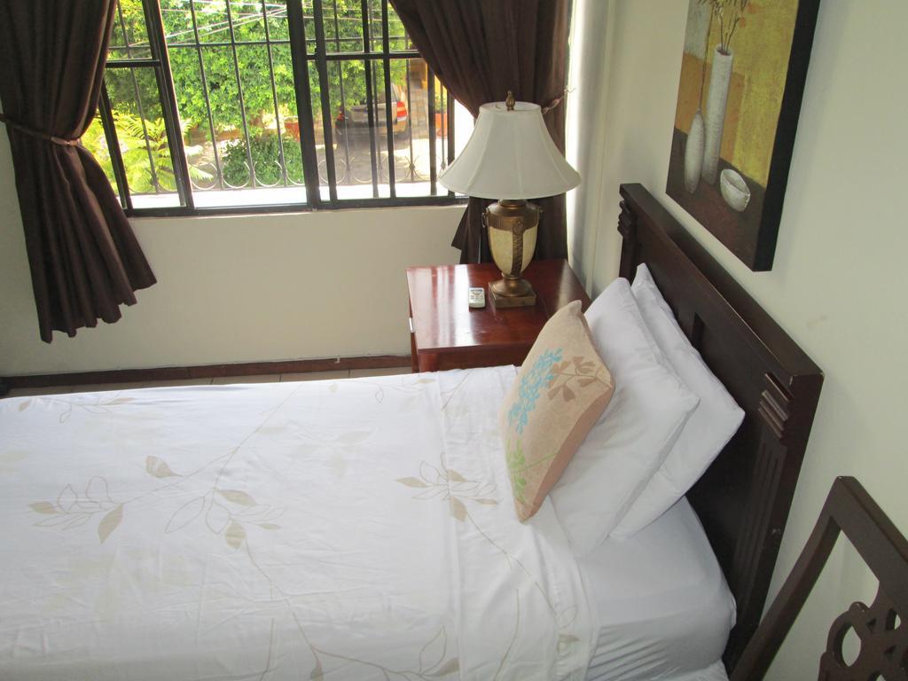 Hotel San Mateo San Salvador Pokoj fotografie